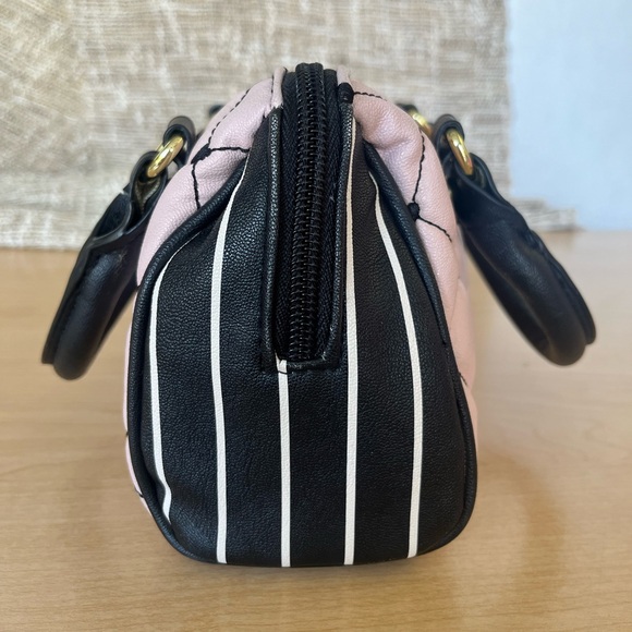 Y2K Luv Betsey by Betsey Johnson mini - Picture 5 of 6